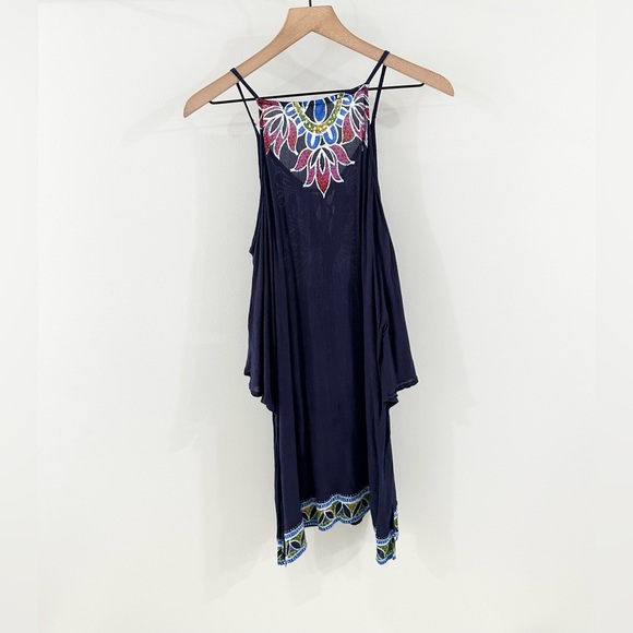 Trina Turk Lotus Batik Cold Shoulder Crinkled Gauze Coverup Blue Size Medium - Picture 8 of 8